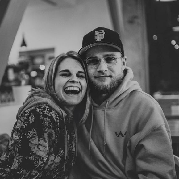 Meet your Posher, Stephanie - Picture 1 of 1